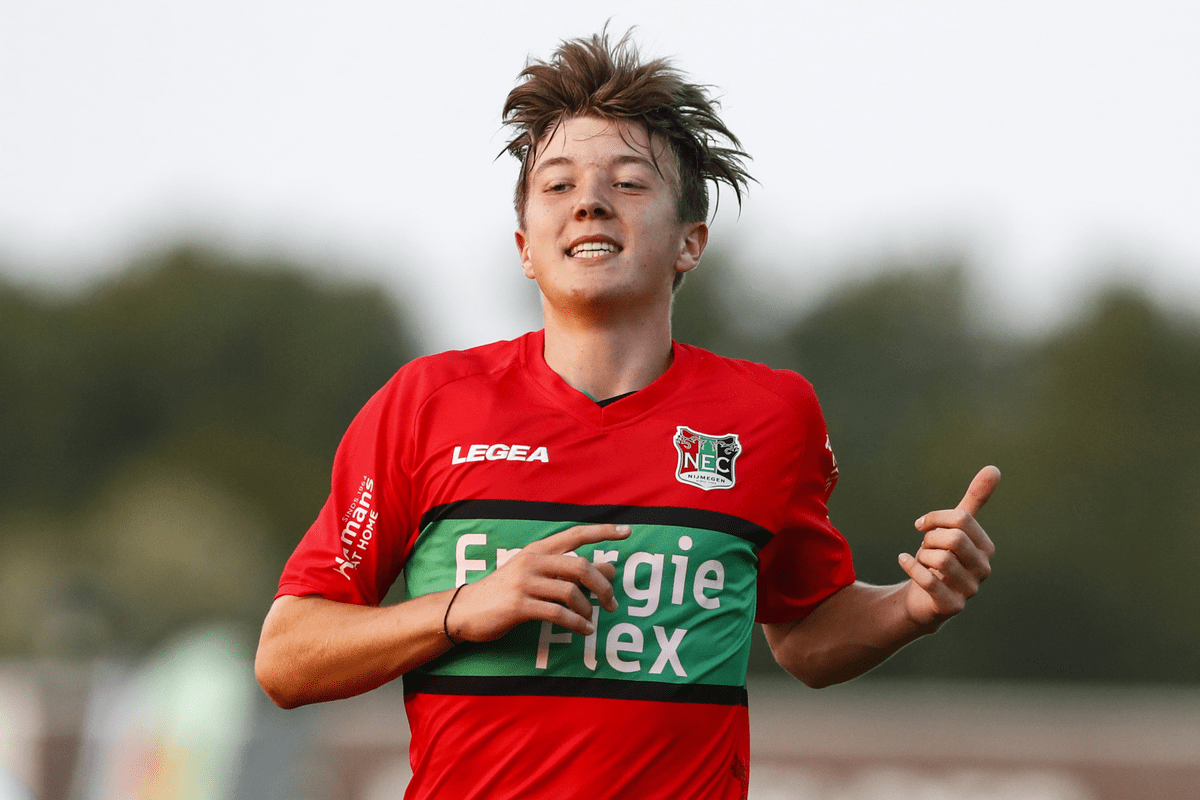 九游体育-关于窗口期曼城篮板制胜Rookie在日本队比赛中险胜，赛后成都蓉城调整名单以备荷甲直接炸裂的信息