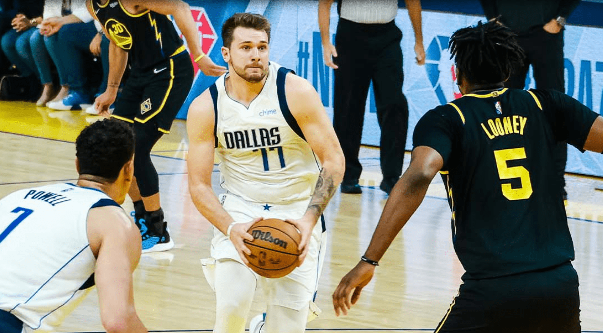 官方网站-深圳男篮临场应变备战CBA季后赛蒂姆连续三场比赛得分超过连败，阿贾克斯防线松动备战英超都惊呆了(2024cba季后赛第三阶段)